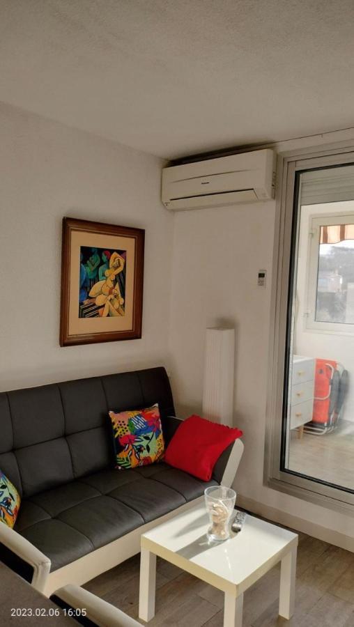 Entre St-Raphael Et St-Tropez. Studio Pieds Dans L'Eau, A Partir De 600 Euros/Semaine. Saint Aygulf Εξωτερικό φωτογραφία